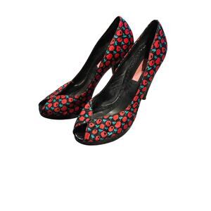 Betsey Johnson peep toe pumps with a black red floral womens 9 tupil high heels